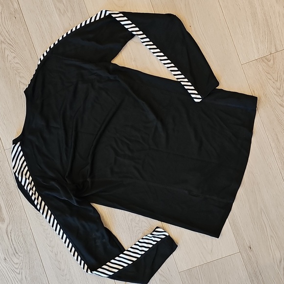 Helly Hansen Women's LIFA Crew Base Layer Long Sleeve, Large - Picture 11 of 11